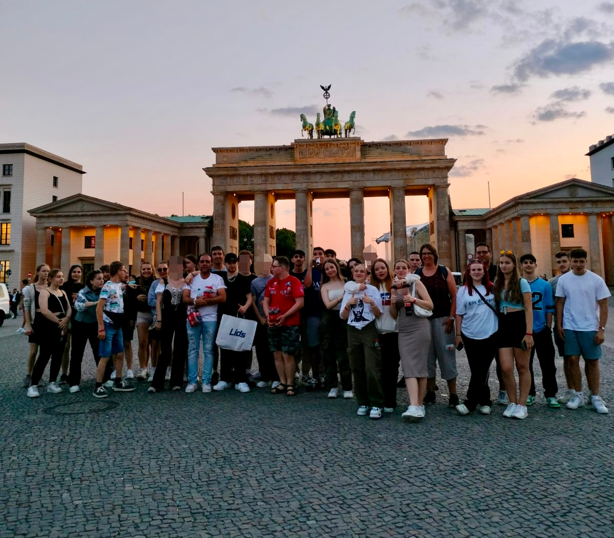  Ein spannendes Programm erlebten die AbschlussschülerInnen in der deutschen Hauptstadt. 